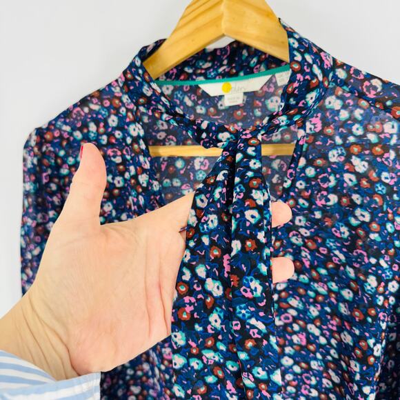 Boden Dark Sheer‎ Floral Tie Neck Blouse Multicolor Long Sleeve Black Size US 14 - Picture 4 of 9